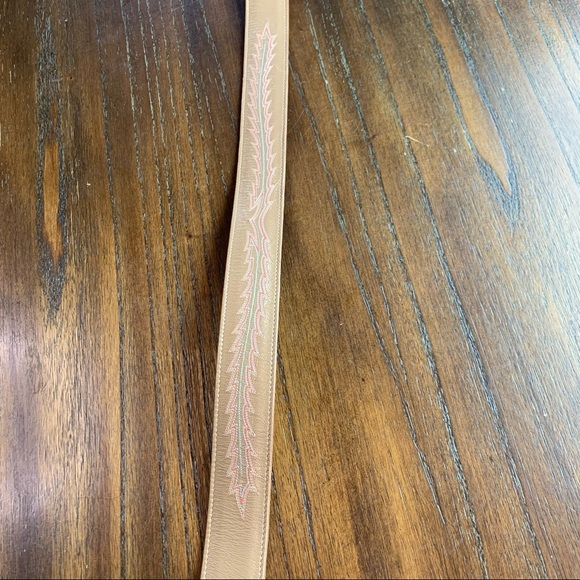 Tony Lama Made in USA Gold Label Belt Tan Embroidered stitch women's size 34 - Picture 4 of 8